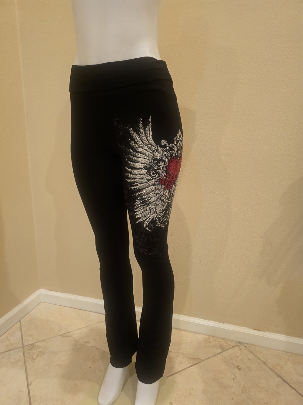 Black Women's Leggings with Red Heart & Wing Graphic